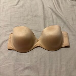Maidenform Strapless Bandeau Bra in Nude